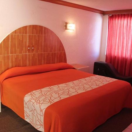 Hotel Plaza Sahagun Ciudad Sahagun Eksteriør billede